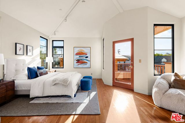 483 Arbramar Avenue, Pacific Palisades, CA 90272