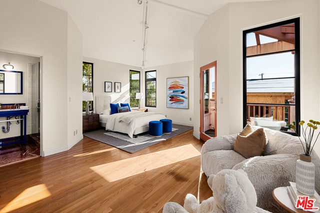 483 Arbramar Avenue, Pacific Palisades, CA 90272