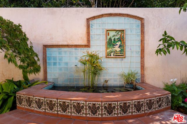 483 Arbramar Avenue, Pacific Palisades, CA 90272