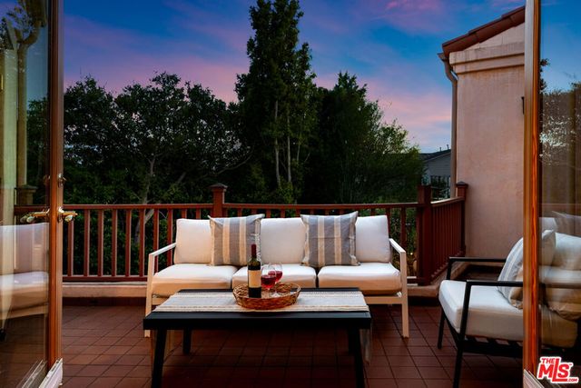 483 Arbramar Avenue, Pacific Palisades, CA 90272