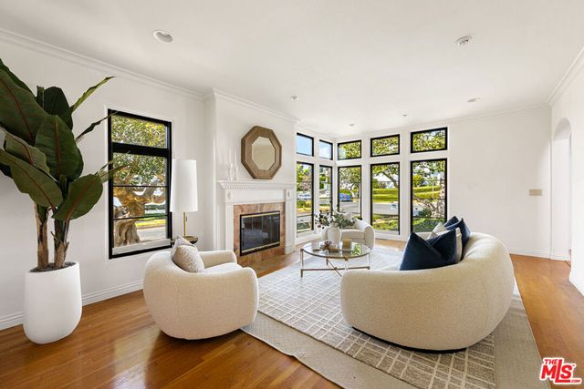 483 Arbramar Avenue, Pacific Palisades, CA 90272
