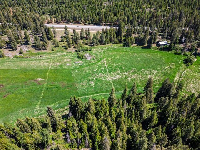 XXXX Hwy 211, Newport, WA 99156