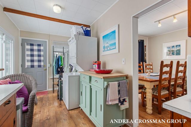 658 Allegan Street, Saugatuck, MI 49453