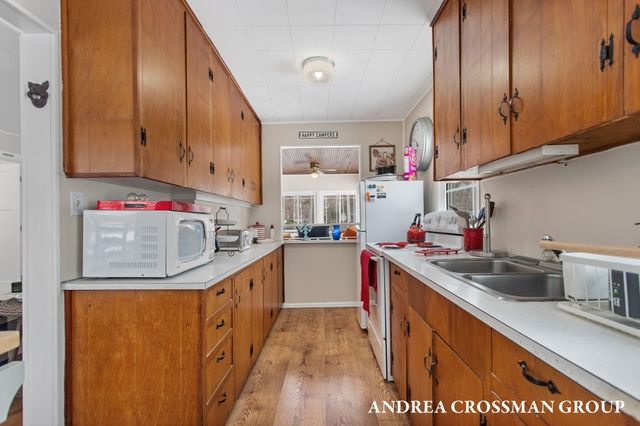 658 Allegan Street, Saugatuck, MI 49453