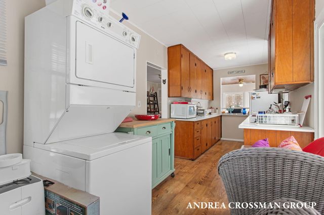 658 Allegan Street, Saugatuck, MI 49453