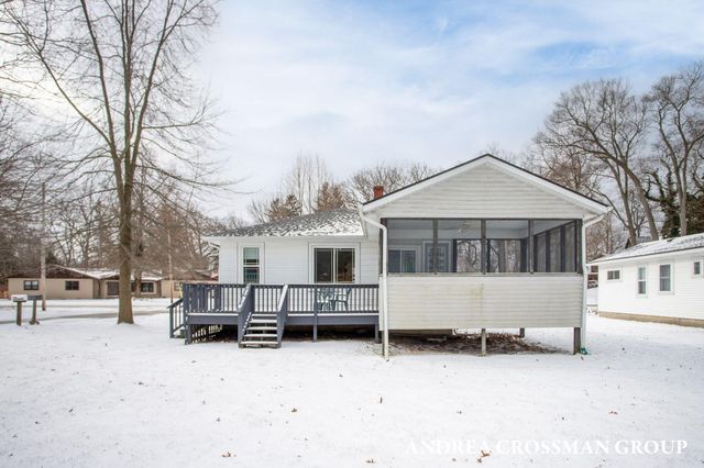 658 Allegan Street, Saugatuck, MI 49453