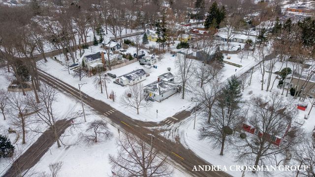 658 Allegan Street, Saugatuck, MI 49453