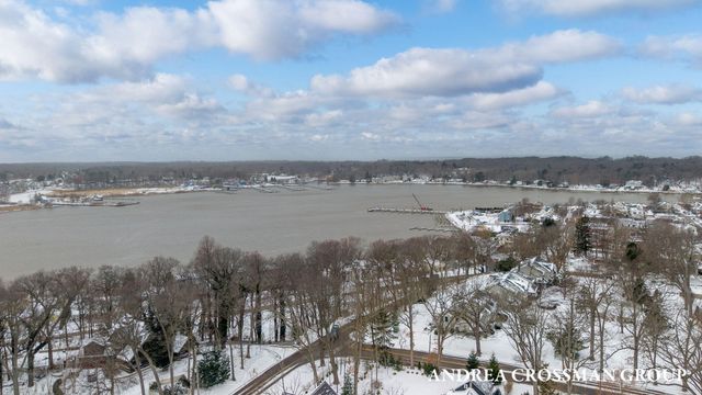 658 Allegan Street, Saugatuck, MI 49453