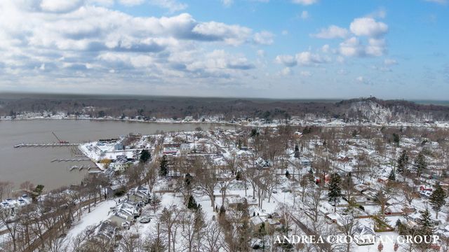 658 Allegan Street, Saugatuck, MI 49453