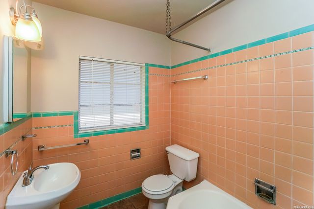 235 Natalen Ave Apt 1, San Antonio, TX 78209
