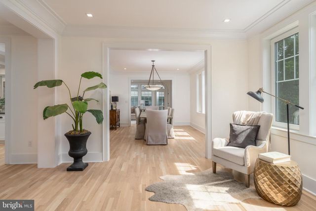 3903 LEGATION ST NW, Washington, DC 20015