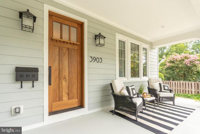3903 LEGATION ST NW, Washington, DC 20015