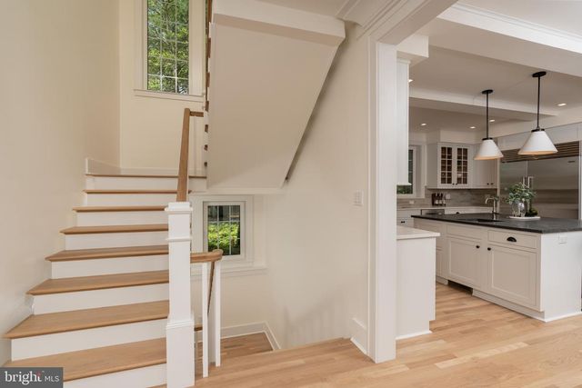 3903 LEGATION ST NW, Washington, DC 20015
