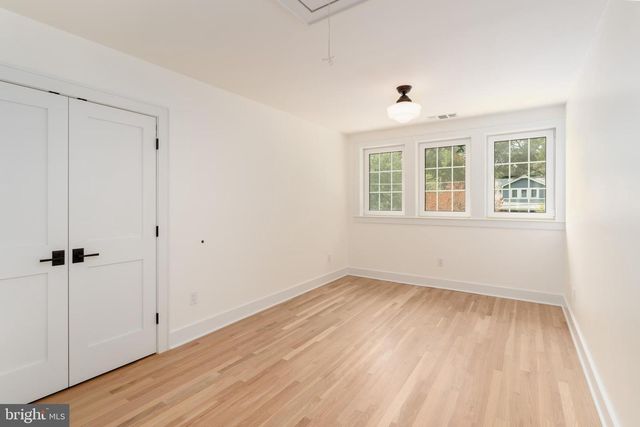 3903 LEGATION ST NW, Washington, DC 20015
