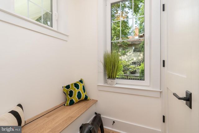 3903 LEGATION ST NW, Washington, DC 20015