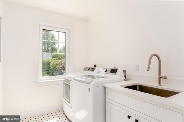 3903 LEGATION ST NW, Washington, DC 20015