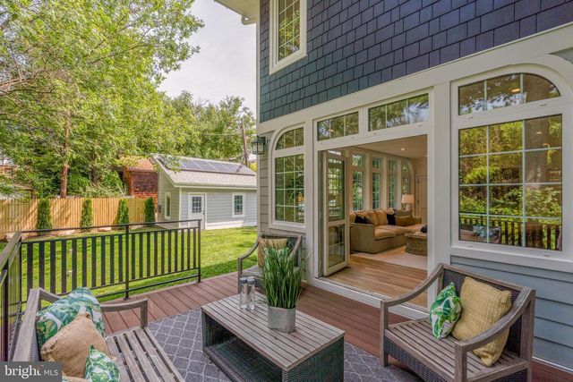 3903 LEGATION ST NW, Washington, DC 20015
