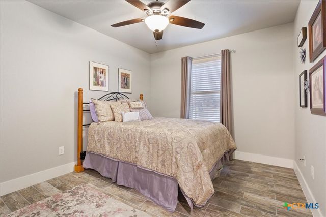 2611 Emerald Dove Drive, Temple, TX 76502