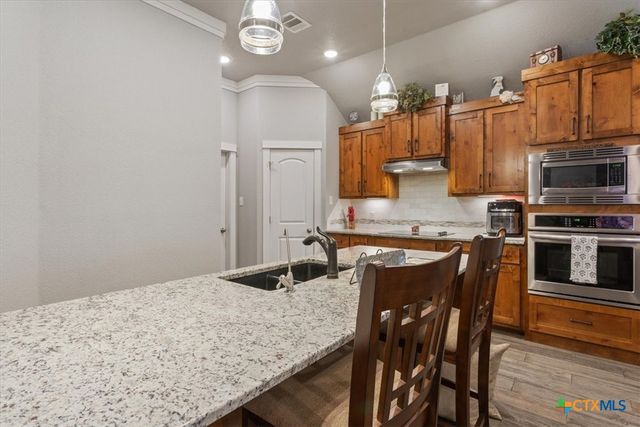 2611 Emerald Dove Drive, Temple, TX 76502