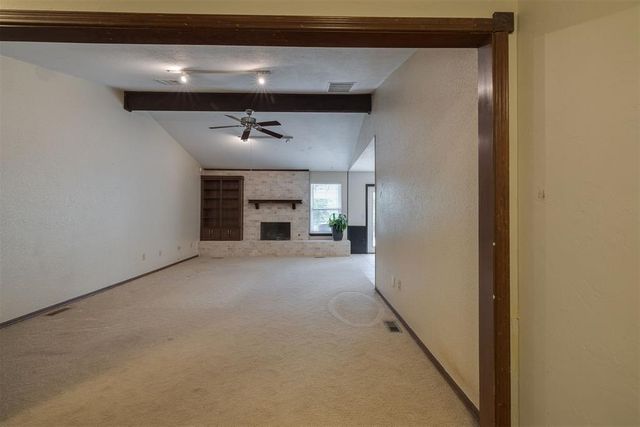 7400 Walnut Creek Drive, Oklahoma City, OK 73142