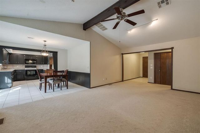 7400 Walnut Creek Drive, Oklahoma City, OK 73142
