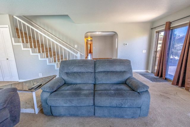 2760 Brooks Ct, Turlock, CA 95382