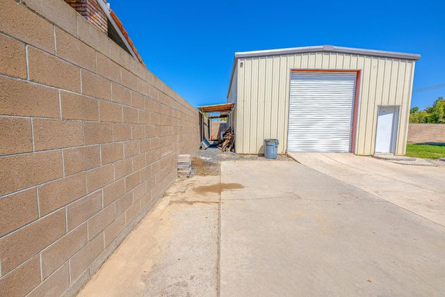 2760 Brooks Ct, Turlock, CA 95382