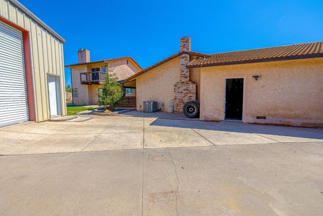 2760 Brooks Ct, Turlock, CA 95382