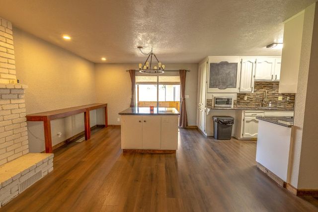 2760 Brooks Ct, Turlock, CA 95382