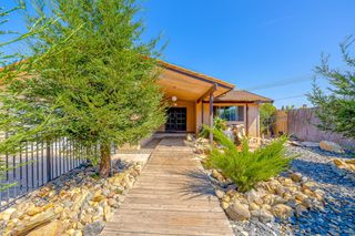 2760 Brooks Ct, Turlock, CA 95382