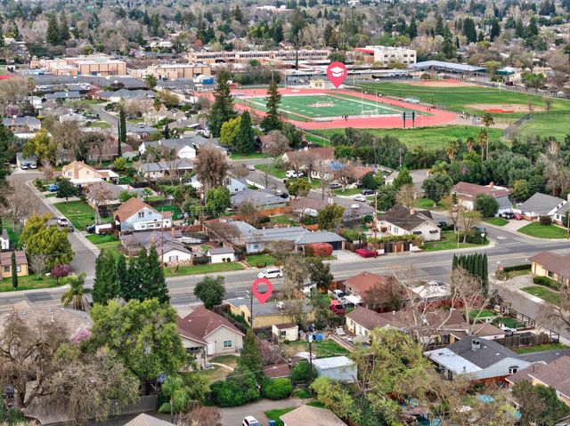 3932 whitney Ave, Sacramento, CA 95821