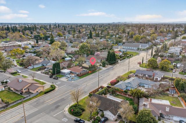 3932 whitney Ave, Sacramento, CA 95821