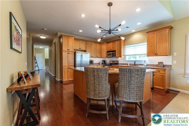 110 Moor Drive, Palmer Twp, PA 18045