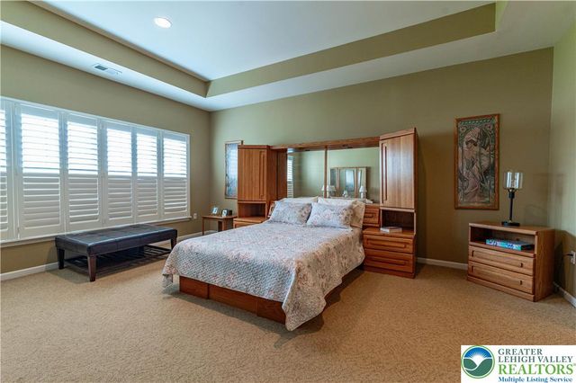 110 Moor Drive, Palmer Twp, PA 18045