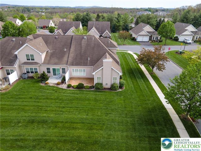 110 Moor Drive, Palmer Twp, PA 18045