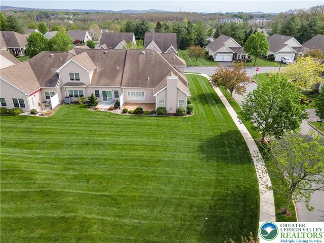 110 Moor Drive, Palmer Twp, PA 18045