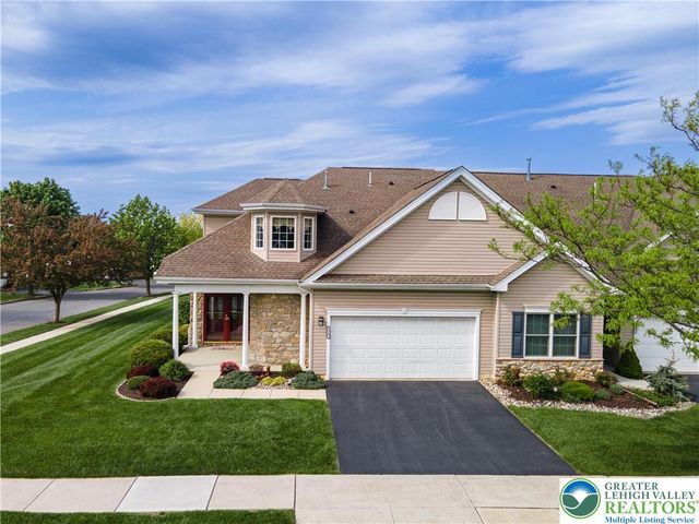110 Moor Drive, Palmer Twp, PA 18045
