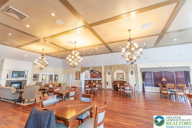 110 Moor Drive, Palmer Twp, PA 18045