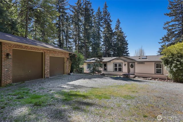 7777 Hellman Road, Clinton, WA 98236