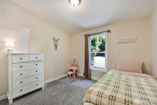 7777 Hellman Road, Clinton, WA 98236
