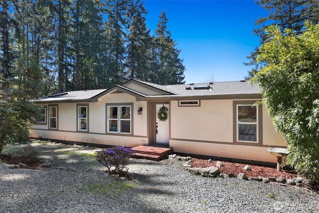 7777 Hellman Road, Clinton, WA 98236