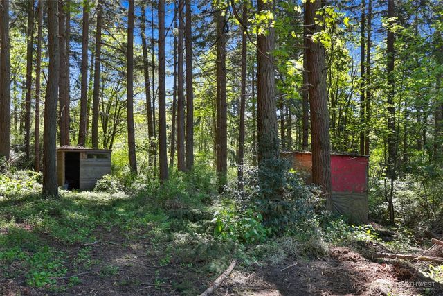 7777 Hellman Road, Clinton, WA 98236