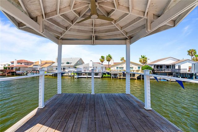 13909 Blackbeard Dr, Corpus Christi, TX 78418