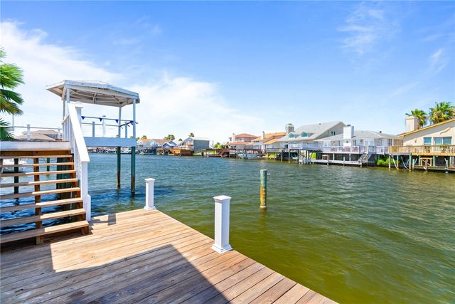 13909 Blackbeard Dr, Corpus Christi, TX 78418