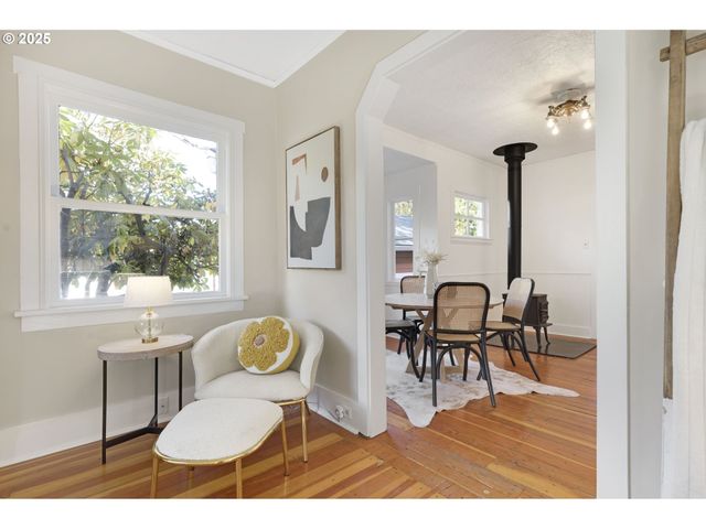 9452 N POLK Ave, Portland, OR 97203