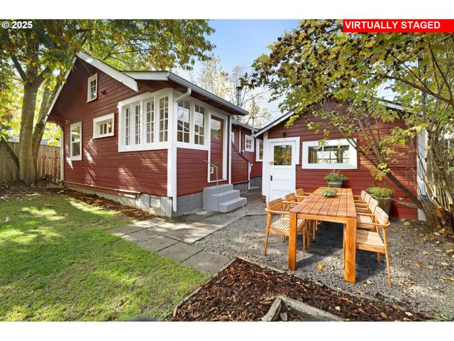 9452 N POLK Ave, Portland, OR 97203