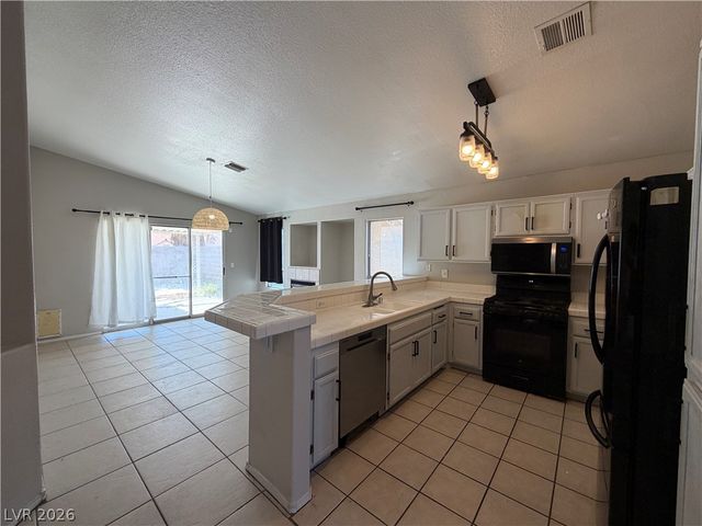 505 Casa Del Norte Drive, North Las Vegas, NV 89031