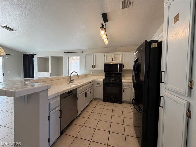 505 Casa Del Norte Drive, North Las Vegas, NV 89031
