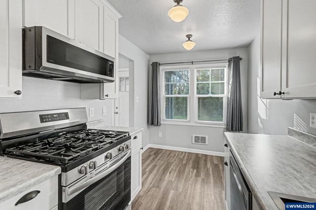 2451 Simpson St SE, Salem, OR 97301