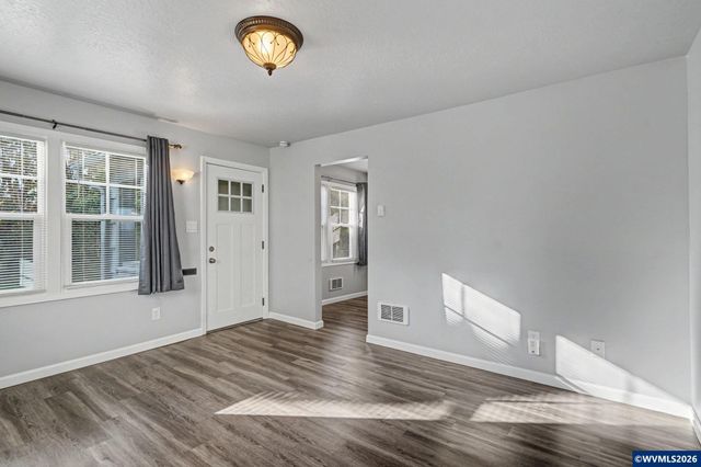 2451 Simpson St SE, Salem, OR 97301